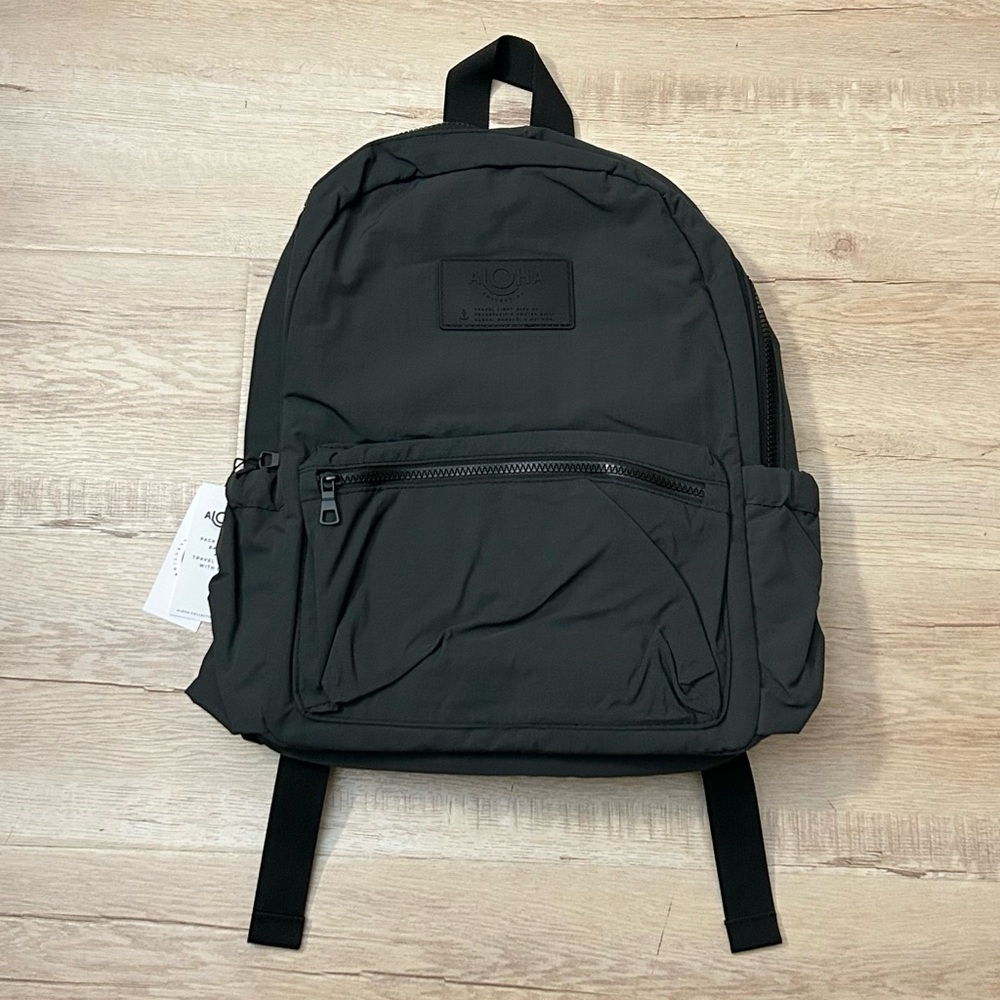 ✨LAST ONE✨NWT Aloha Collection Keep It Light Backpack Black - Picture 10 of 13